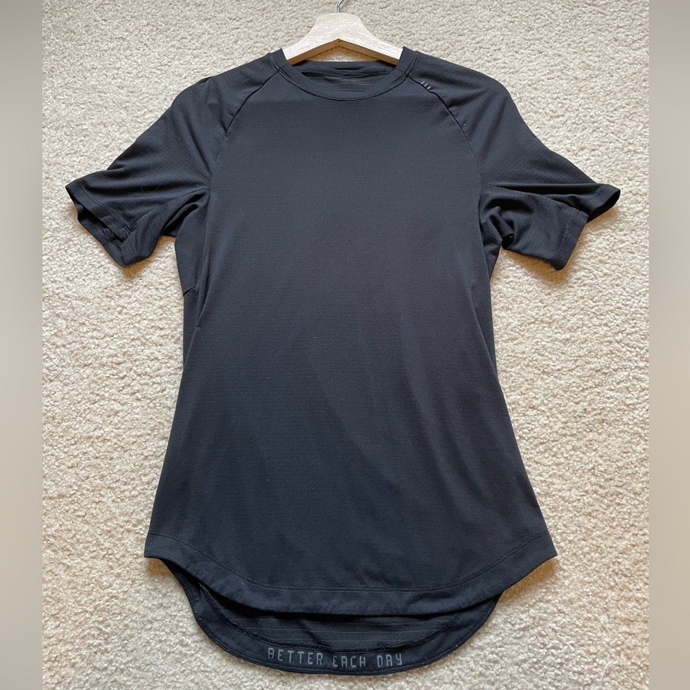 Men’s Lululemon Dry Sense Short Sleeve